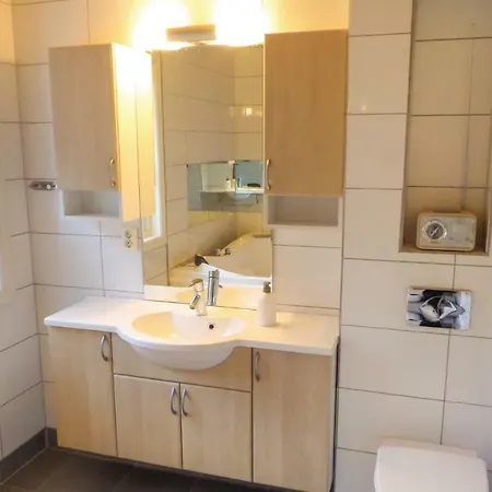 Five Bedroom Holiday In Σπίτι διακοπών *